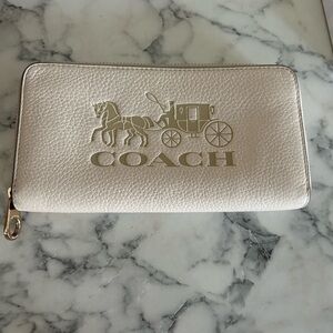 Coach Ivory Wallet with Gold Logo